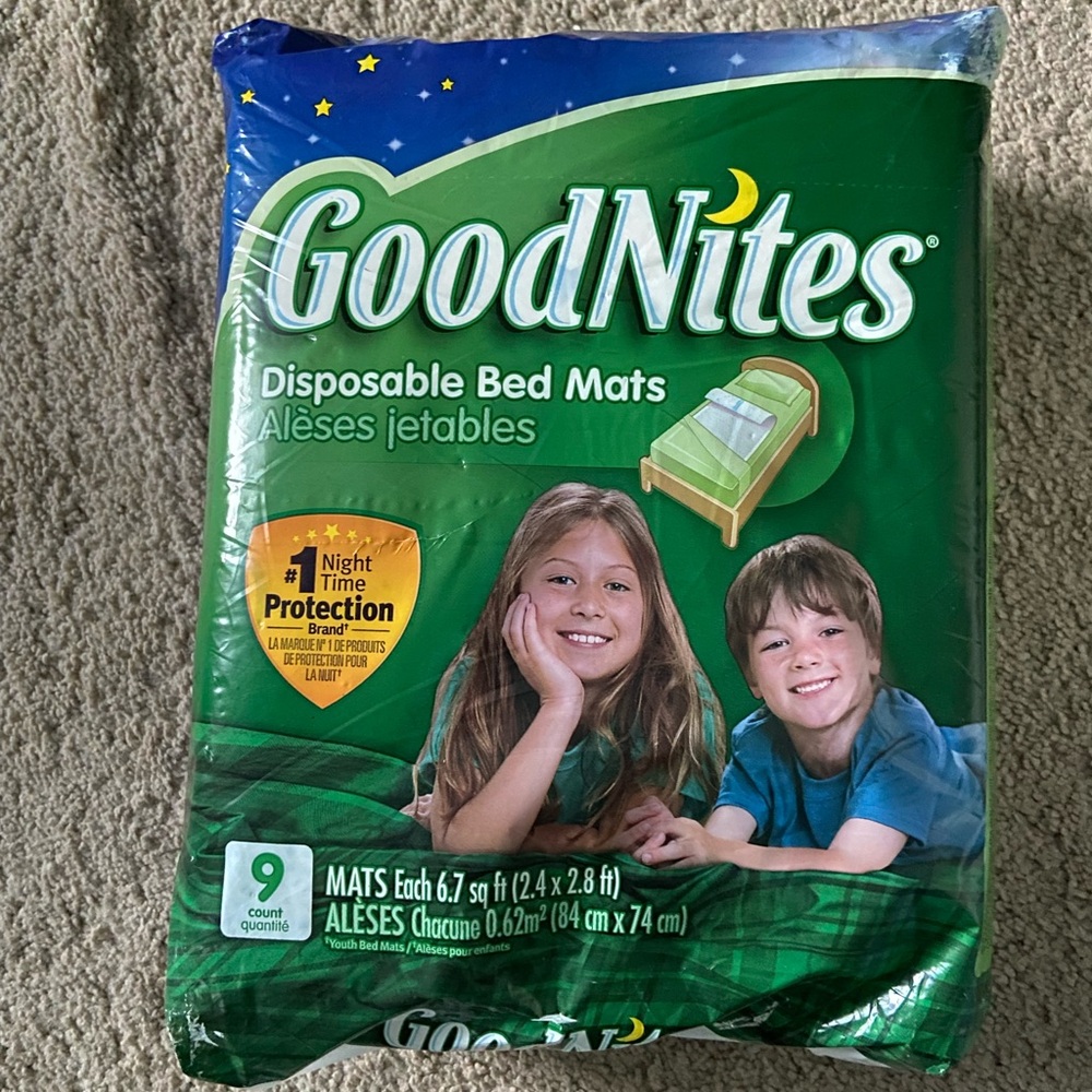Goodnites Disposable Bed Mats 9 Count 6.7 Sq Ft